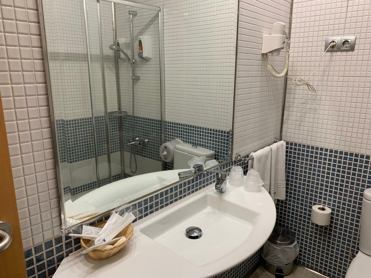 Hotel Castillo El Burgo إل بورغو رانيرو المظهر الخارجي الصورة